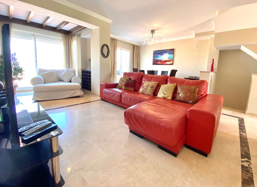 5 B1 H6   Lounge La Vizcaronda Sales & Rentals Modern Contemporary Townhouse Manilva La Duquesa Estepona Marbella