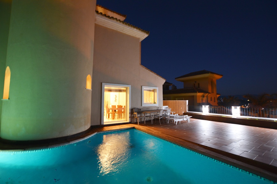 La Vizcaronda Sales & Rentals Modern Contemporary Townhouse Manilva La Duquesa Estepona Marbella