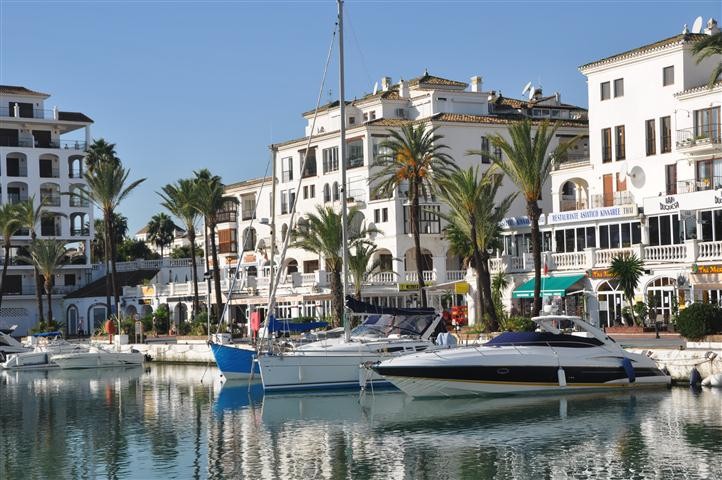 La Vizcaronda Sales & Rentals Modern Contemporary Townhouse Manilva La Duquesa Estepona Marbella