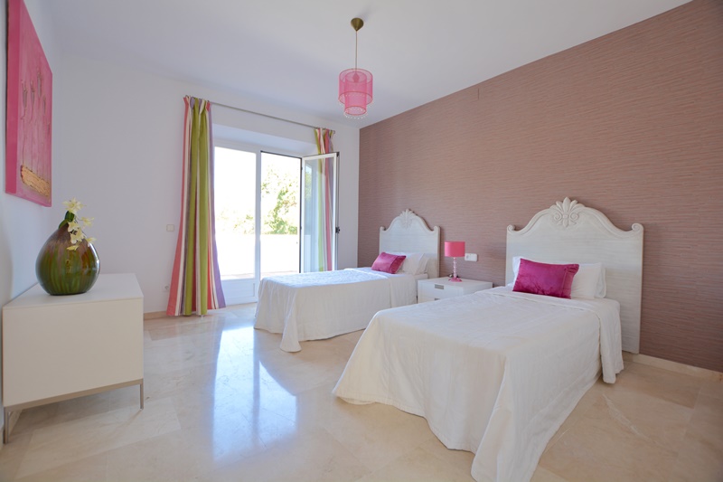 La Vizcaronda Sales & Rentals Modern Contemporary Townhouse Manilva La Duquesa Estepona Marbella